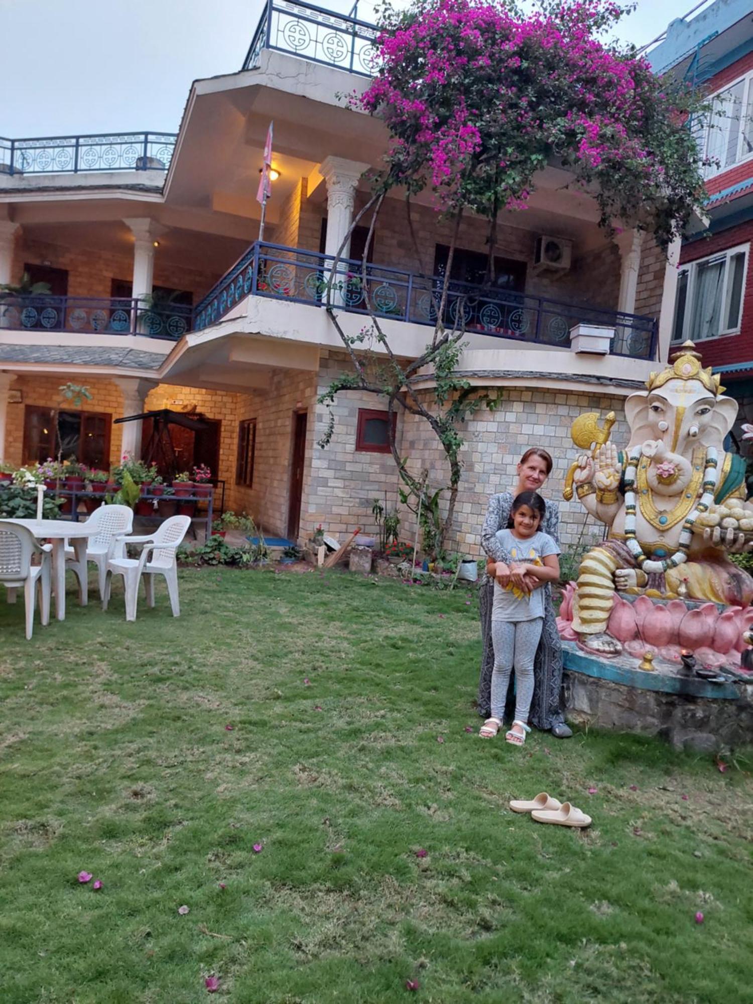 Blue Planet Lodge & Restaurant Pokhara Eksteriør billede