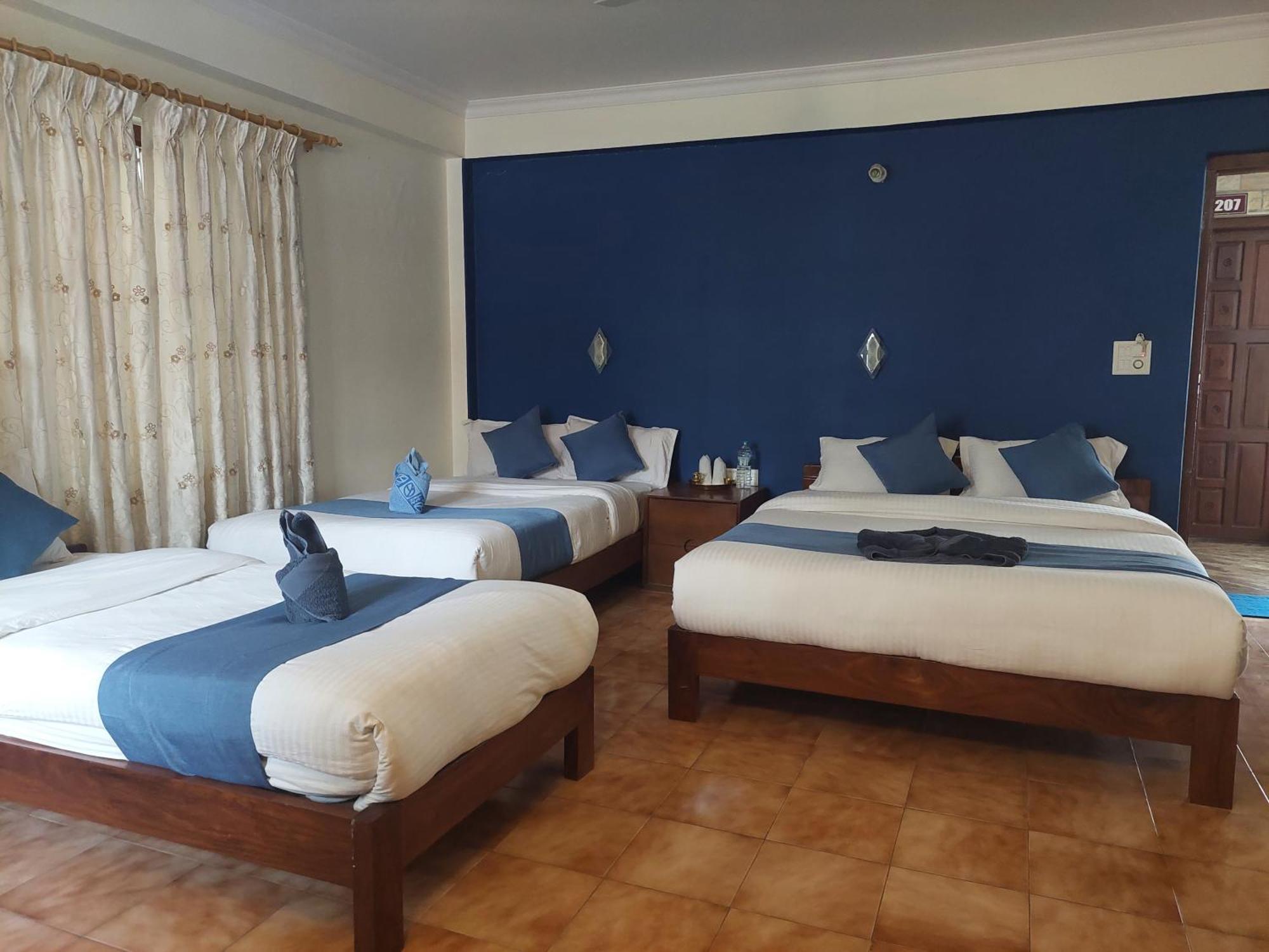 Blue Planet Lodge & Restaurant Pokhara Eksteriør billede